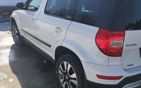 Skoda Yeti I рестайлинг, 2015 год, 1 190 000 рублей, 6 фотография