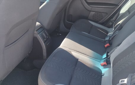 Skoda Yeti I рестайлинг, 2015 год, 1 190 000 рублей, 7 фотография