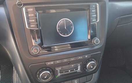 Skoda Yeti I рестайлинг, 2015 год, 1 190 000 рублей, 11 фотография