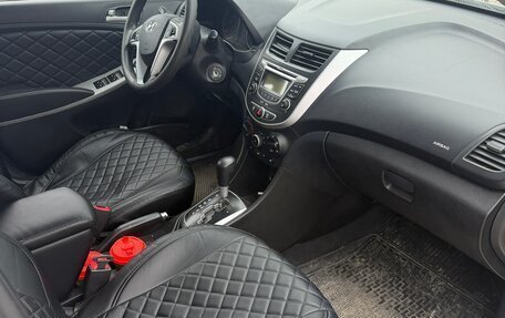 Hyundai Solaris II рестайлинг, 2013 год, 750 000 рублей, 5 фотография