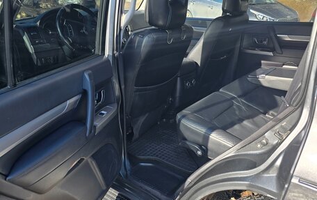 Mitsubishi Pajero IV, 2012 год, 2 100 000 рублей, 10 фотография