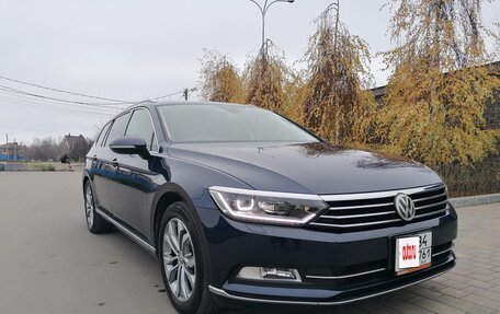 Volkswagen Passat B8 рестайлинг, 2015 год, 1 880 000 рублей, 10 фотография