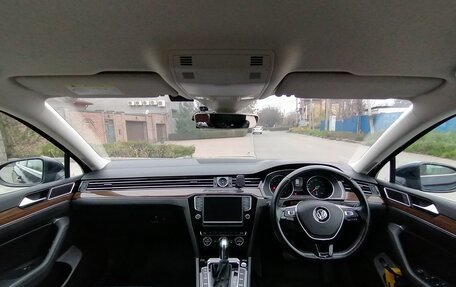 Volkswagen Passat B8 рестайлинг, 2015 год, 1 880 000 рублей, 21 фотография