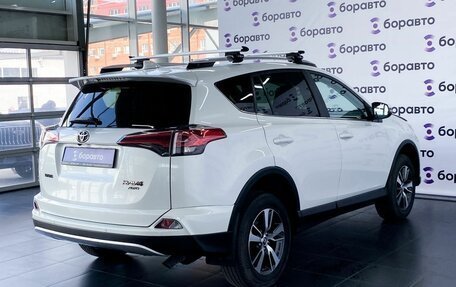 Toyota RAV4, 2019 год, 2 590 000 рублей, 6 фотография