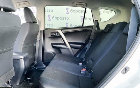 Toyota RAV4, 2019 год, 2 590 000 рублей, 11 фотография