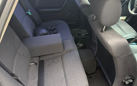 Audi A6, 1995 год, 360 000 рублей, 16 фотография