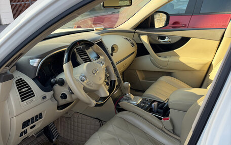 Infiniti FX II, 2012 год, 2 150 000 рублей, 2 фотография