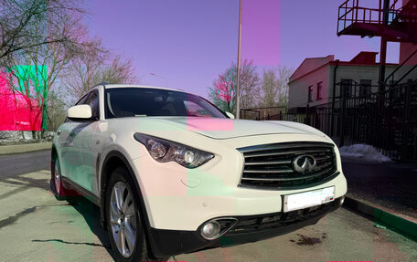 Infiniti FX II, 2012 год, 2 150 000 рублей, 15 фотография