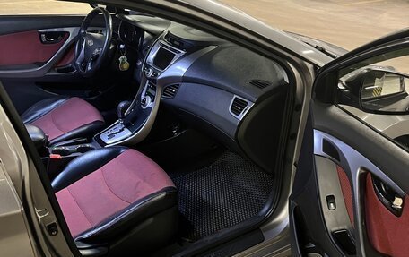 Hyundai Avante, 2011 год, 980 000 рублей, 28 фотография