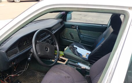 Mercedes-Benz 190 (W201), 1990 год, 130 000 рублей, 2 фотография