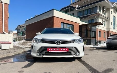 Toyota Camry, 2014 год, 2 550 000 рублей, 3 фотография