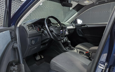 Volkswagen Tiguan II, 2018 год, 2 150 000 рублей, 9 фотография