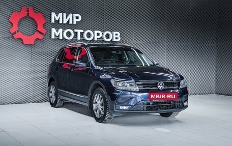 Volkswagen Tiguan II, 2018 год, 2 150 000 рублей, 3 фотография