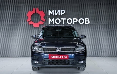Volkswagen Tiguan II, 2018 год, 2 150 000 рублей, 2 фотография