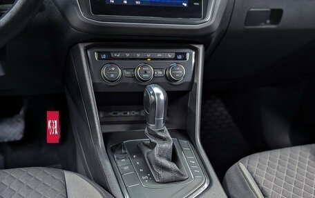 Volkswagen Tiguan II, 2018 год, 2 150 000 рублей, 18 фотография