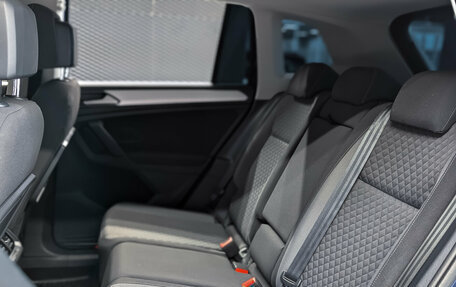 Volkswagen Tiguan II, 2018 год, 2 150 000 рублей, 38 фотография