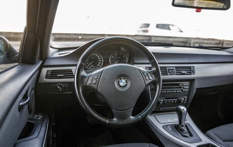 BMW 3 серия, 2006 год, 998 000 рублей, 18 фотография