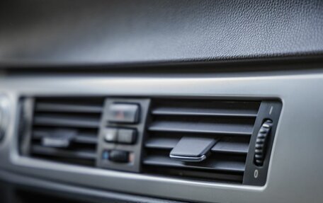 BMW 3 серия, 2006 год, 998 000 рублей, 24 фотография