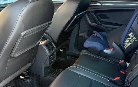 Volkswagen Tiguan II, 2019 год, 2 990 000 рублей, 16 фотография