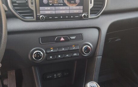 KIA Sportage IV рестайлинг, 2017 год, 1 750 000 рублей, 9 фотография