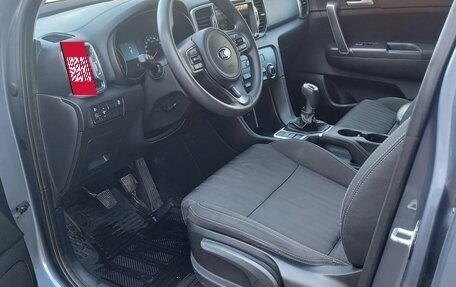 KIA Sportage IV рестайлинг, 2017 год, 1 750 000 рублей, 5 фотография