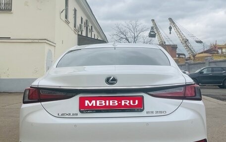 Lexus ES VII, 2019 год, 3 500 000 рублей, 4 фотография