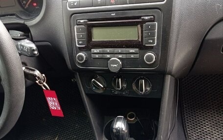 Volkswagen Polo VI (EU Market), 2011 год, 485 000 рублей, 11 фотография