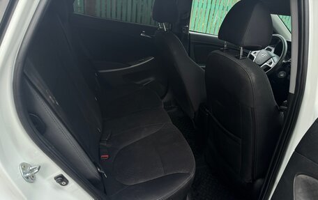 Hyundai Solaris II рестайлинг, 2013 год, 490 000 рублей, 14 фотография