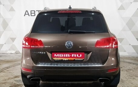 Volkswagen Touareg III, 2011 год, 1 999 000 рублей, 5 фотография