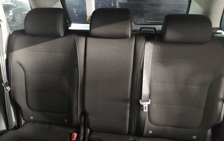 Volkswagen Touareg III, 2011 год, 1 999 000 рублей, 15 фотография