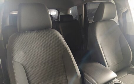 Volkswagen Touareg III, 2011 год, 1 999 000 рублей, 10 фотография