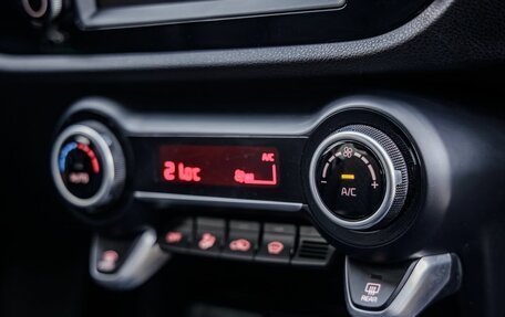 KIA Rio IV, 2019 год, 1 898 000 рублей, 25 фотография