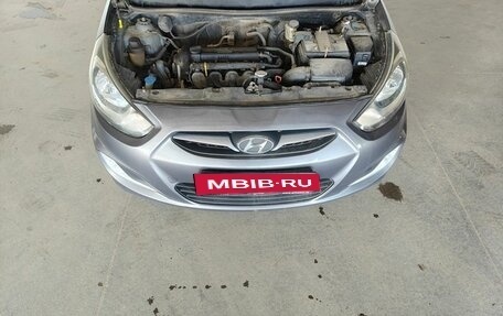 Hyundai Solaris II рестайлинг, 2012 год, 747 000 рублей, 14 фотография