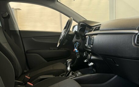 KIA Rio IV, 2018 год, 1 250 000 рублей, 12 фотография