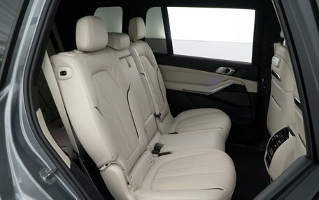 BMW X7, 2022 год, 14 277 077 рублей, 7 фотография