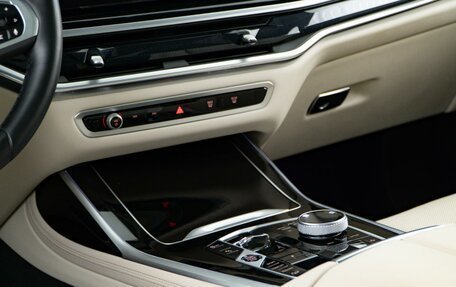 BMW X7, 2022 год, 14 277 077 рублей, 17 фотография