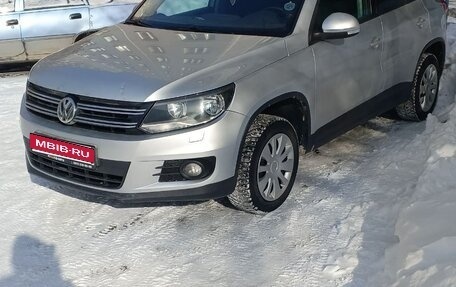 Volkswagen Tiguan I, 2011 год, 1 000 000 рублей, 1 фотография