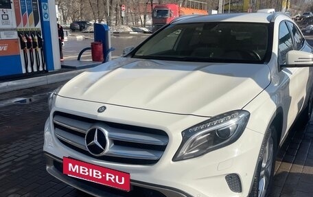 Mercedes-Benz GLA, 2015 год, 1 750 000 рублей, 2 фотография