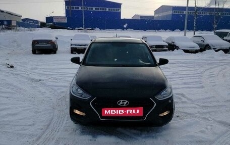 Hyundai Solaris II рестайлинг, 2018 год, 850 000 рублей, 8 фотография