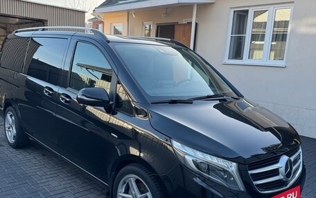 Mercedes-Benz V-Класс, 2016 год, 4 000 000 рублей, 3 фотография