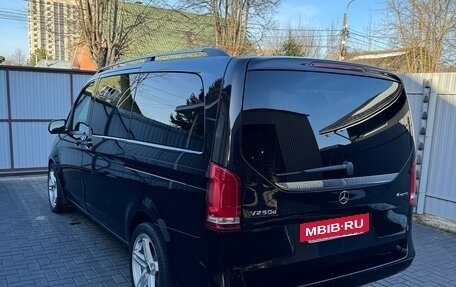 Mercedes-Benz V-Класс, 2016 год, 4 000 000 рублей, 6 фотография