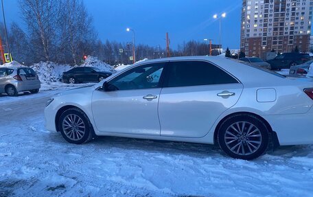 Toyota Camry, 2016 год, 2 000 000 рублей, 2 фотография