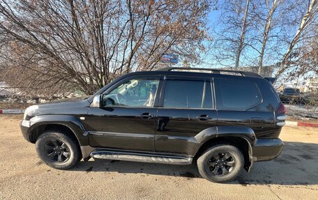 Toyota Land Cruiser Prado 120 рестайлинг, 2006 год, 1 700 000 рублей, 3 фотография