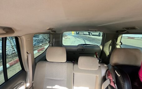 Toyota Land Cruiser Prado 120 рестайлинг, 2006 год, 1 700 000 рублей, 8 фотография