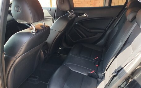 Mercedes-Benz GLA, 2015 год, 2 200 000 рублей, 6 фотография