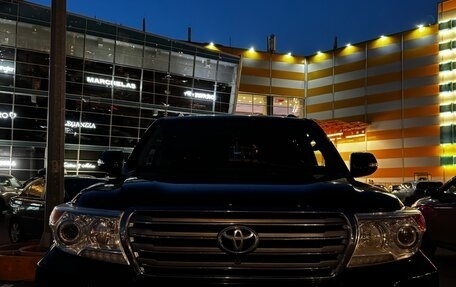 Toyota Land Cruiser 200, 2014 год, 3 700 000 рублей, 3 фотография