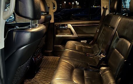 Toyota Land Cruiser 200, 2014 год, 3 700 000 рублей, 26 фотография