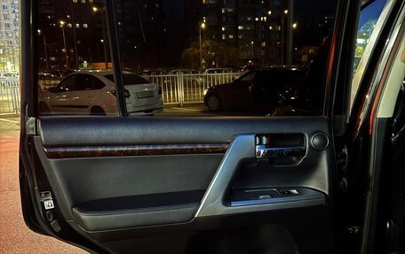 Toyota Land Cruiser 200, 2014 год, 3 700 000 рублей, 27 фотография