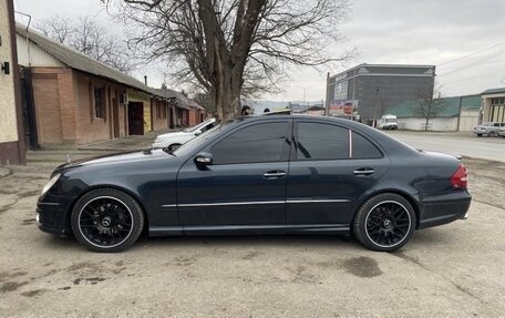 Mercedes-Benz E-Класс, 2005 год, 850 000 рублей, 6 фотография