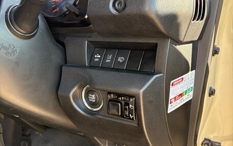 Suzuki Jimny, 2020 год, 2 350 000 рублей, 10 фотография